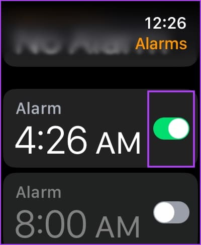   Alarm je vklopljen Apple Watch
