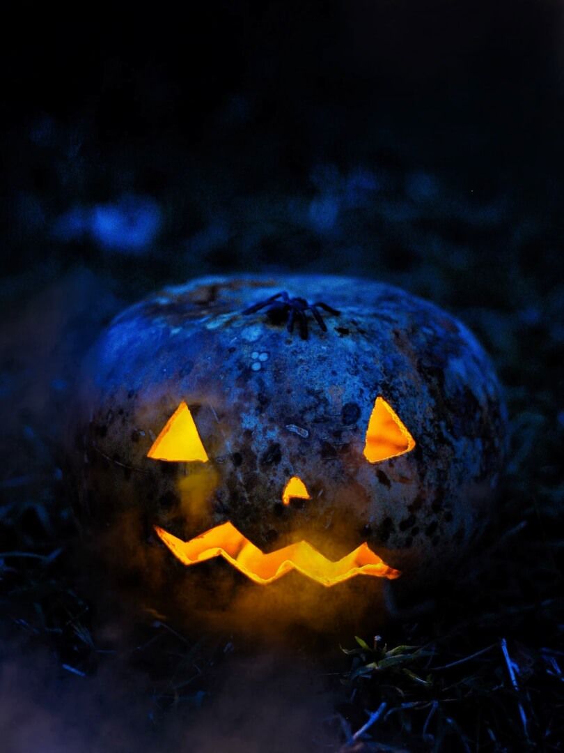 Creepy Pumpkin Halloween Wallpaper per a iPhone